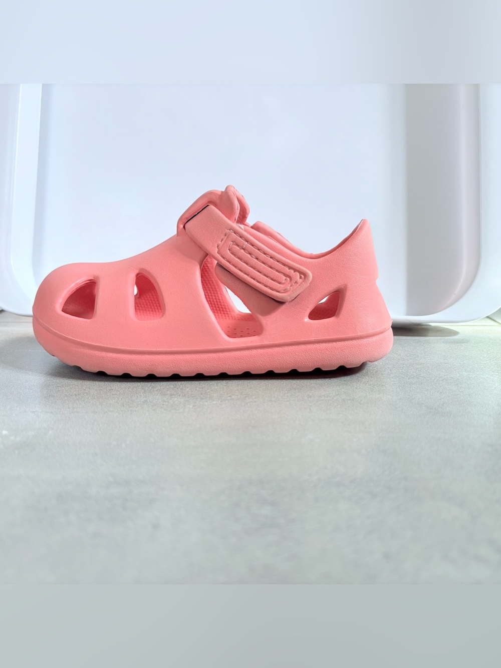 Ten Little Splash Sandals with adjustable strap - Coral